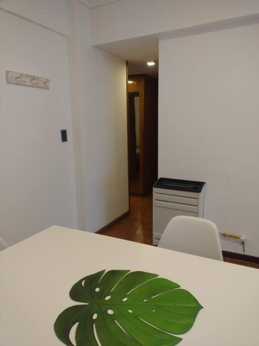 Depto ctro comercial Güemes 4 p - Apartamento de 1 dormitorio - 29