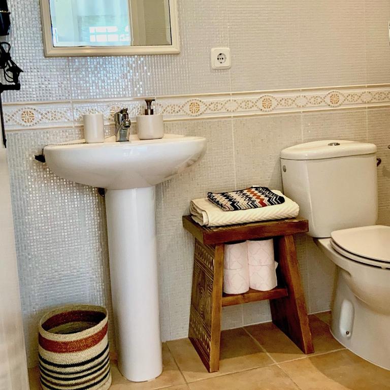 Villa Marlena, Calonge, Costa Brava,1 luxe private studio-appartement with private pool in quiet area, adults only, Catalonia, Spain - Habitación Deluxe - 1 cama grande - 16