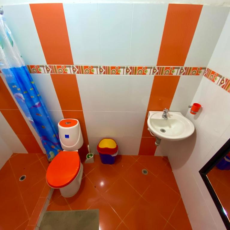Hostal Luna Llena - Budget Double Room - 8