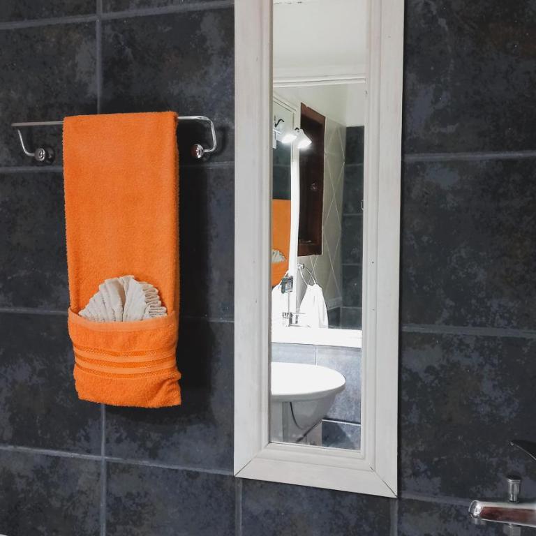 Cabaña cerca del lago y supermercados mayoristas. - Apartamento de 2 dormitorios - 18