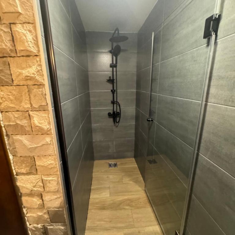 Wolf pit - One-Bedroom Apartment - 18