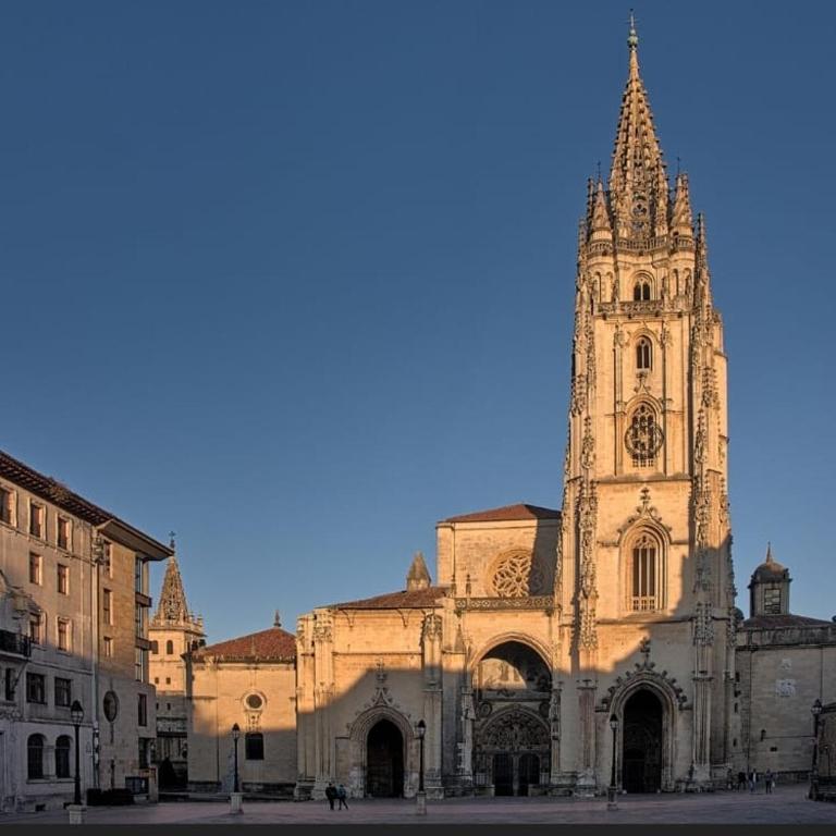 Alojamiento Oviedo 1 - Habitación Doble - 2 camas - 1