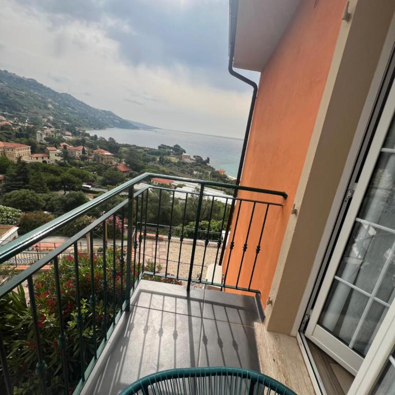 Agriturismo Un Mare di Fiori - Camera Doppia con Letti Singoli - 1