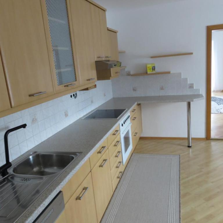 Ferienwohnung Dreiländereck - Villach Land - Faaker See - Appartamento con 2 Camere da Letto, Balcone e Terrazza - 10