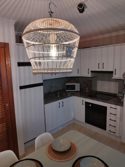 Zonnig appartement met zwembad - Two-Bedroom Apartment - 8