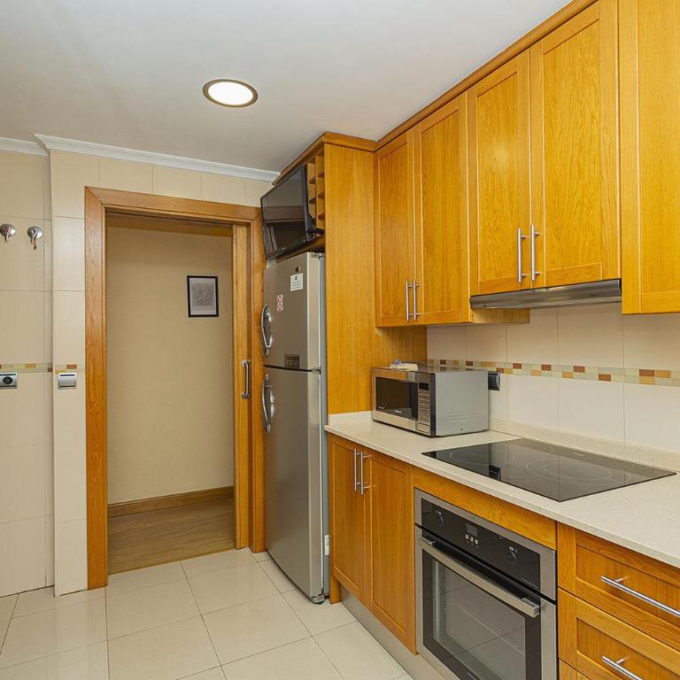 065 City Heart Retreat Alicante-Holiday - Apartment with Balcony - 16