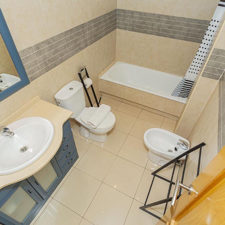 065 City Heart Retreat Alicante-Holiday - Apartment with Balcony - 18