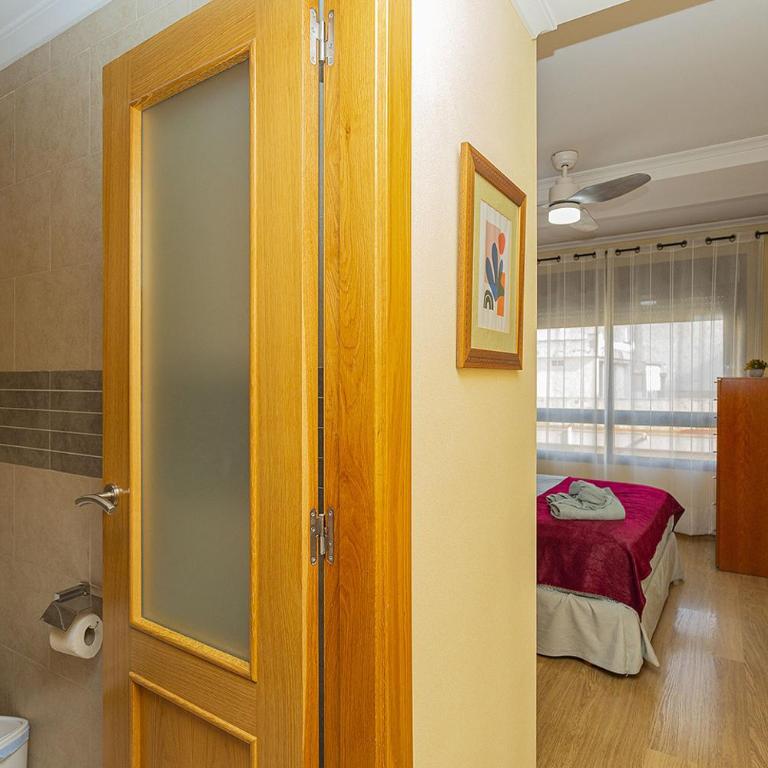 065 City Heart Retreat Alicante-Holiday - Apartment with Balcony - 31