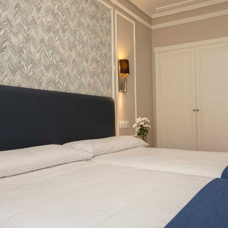 Hotel Corona de Castilla Burgos - Habitación Doble Estándar - 1