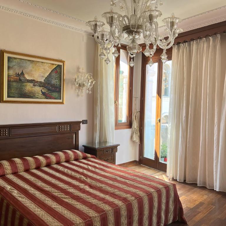 Hotel San Luca Venezia - Appartamento con 2 Camere da Letto e Terrazza - 4