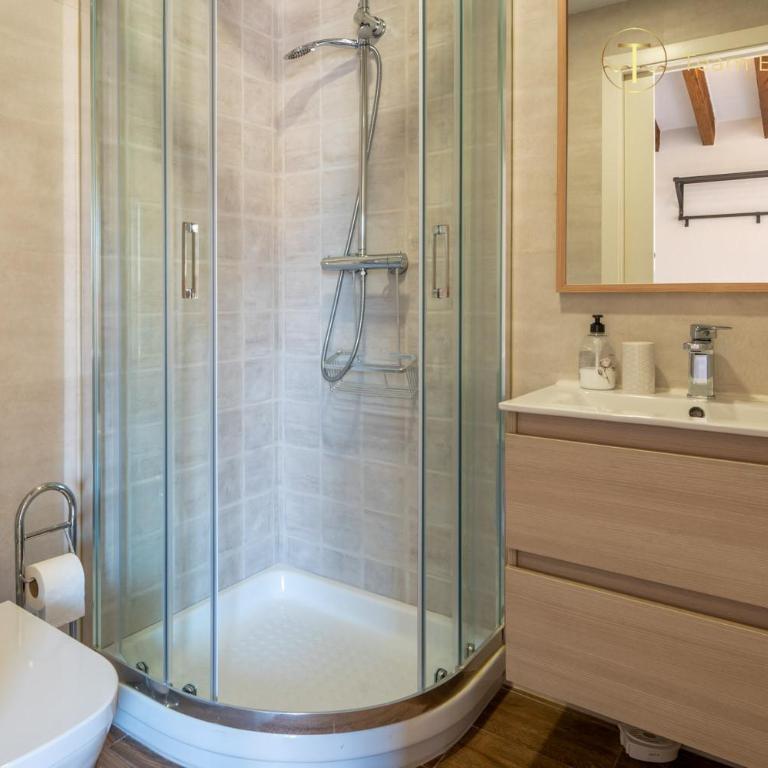 Luxury Sea View Villa with Optional privat Heated Pool - Villa with Private Pool - 29