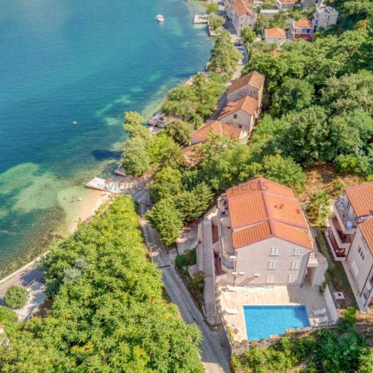 Two-bedroom apartment with sea view - Apartman sa 2 Spavaće Sobe - 28