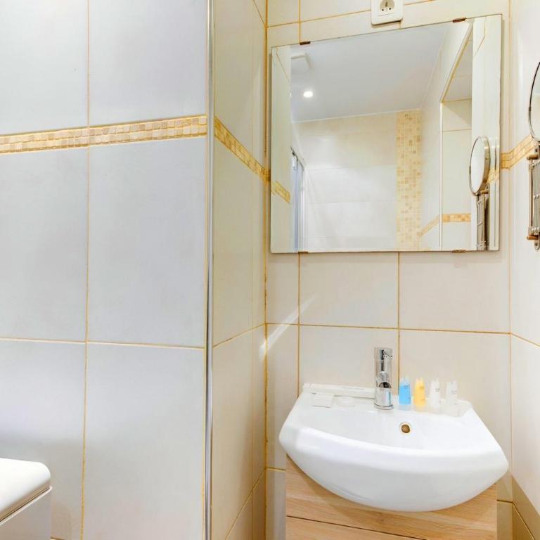 Bluestay 187 - Charmant studio à Paris - Appartement 1 Chambre - 8