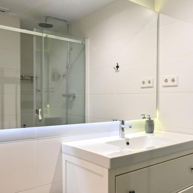 For You Rentals Apartamento TEMPORAL céntrico en Chamartín DFE5 - One-Bedroom Apartment - 24