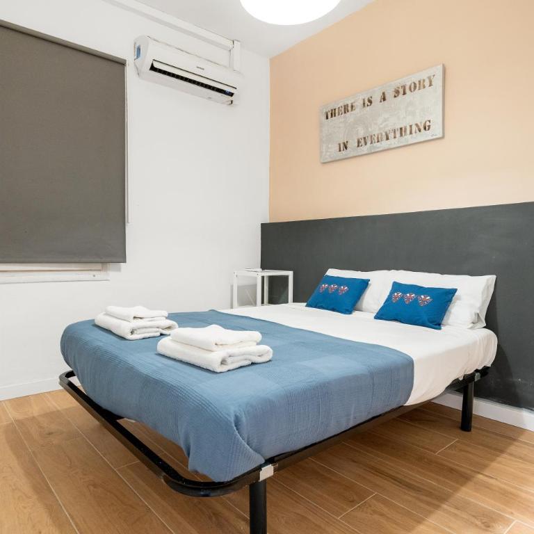 Big Central Barcelona Flat - 4BR for 7 - Apartamento - 8