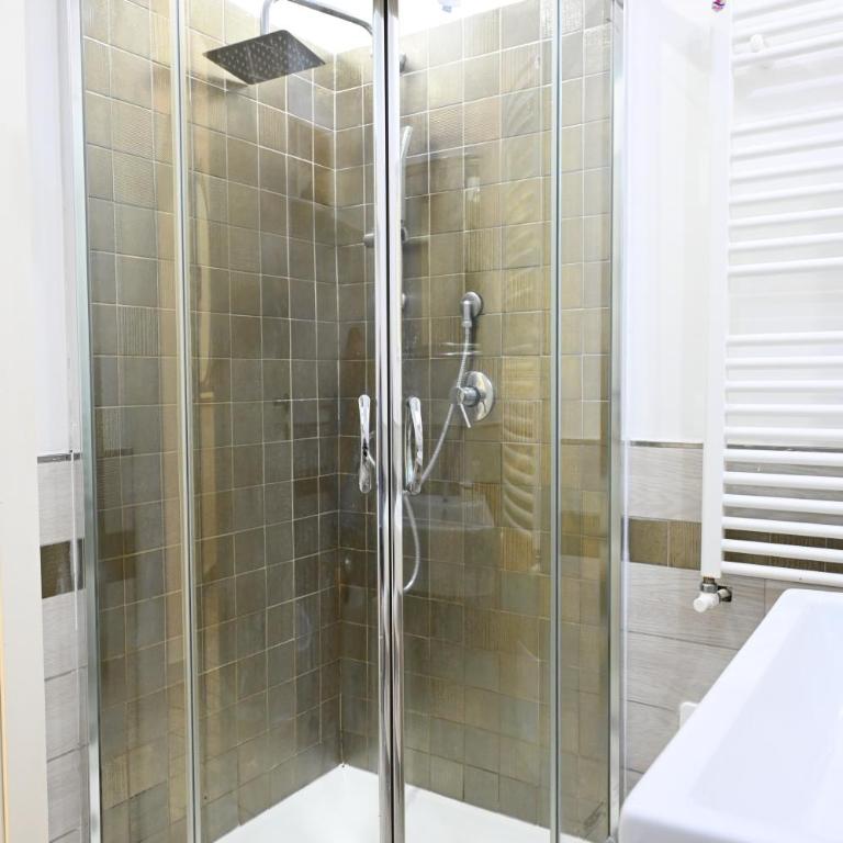 Chiaia Chic House - Appartamento con 1 Camera da Letto - 21