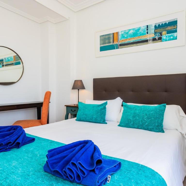 Apartamento Pluton - Two-Bedroom Apartment - 1