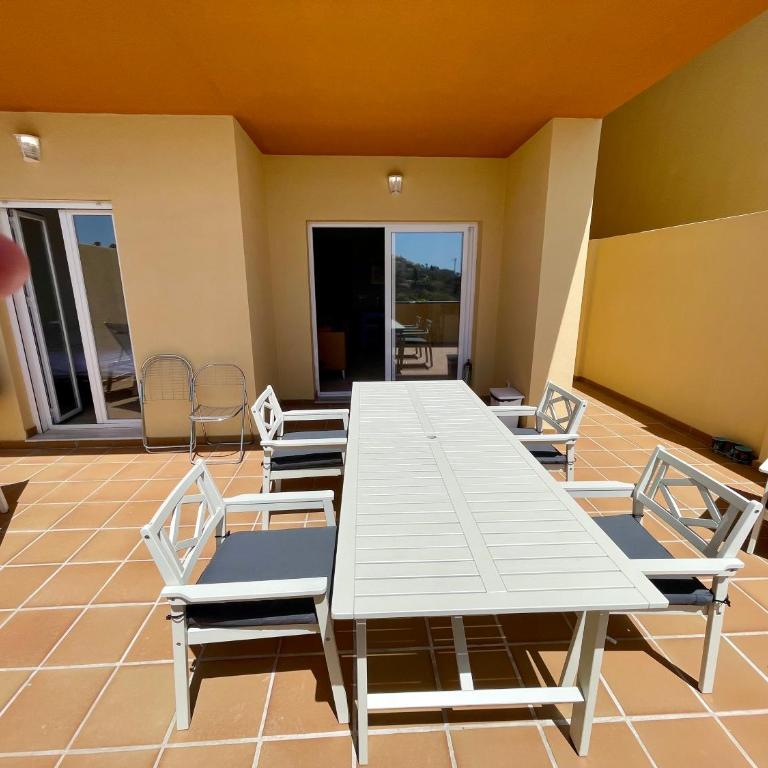 3New 2 bed 2 bath Apartment with Community pool and local beach - Apartamento de 2 dormitorios - 20