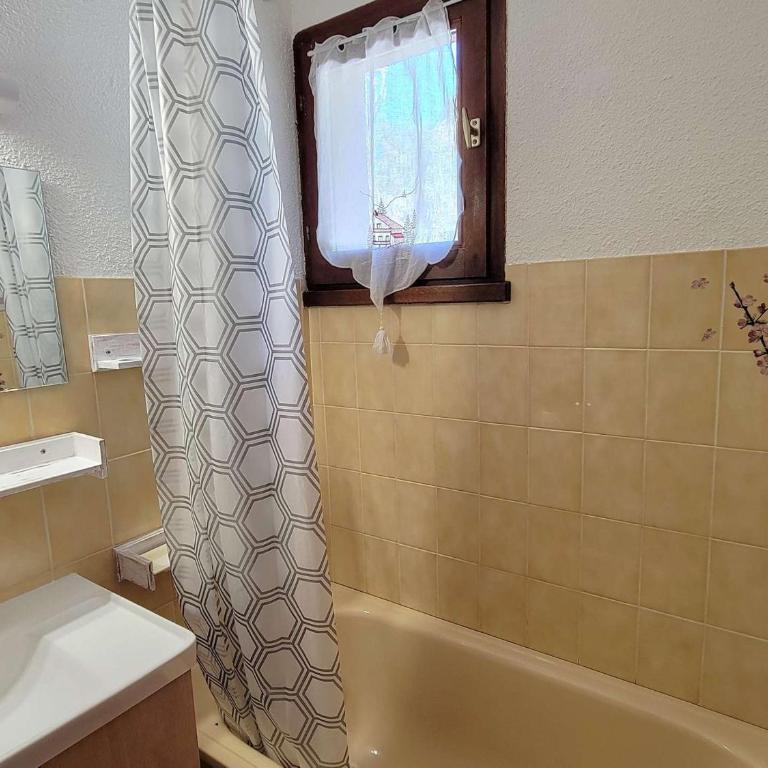 Appartement cosy 4 pers à Chaillol avec balcon, proche station - Apartamento de 1 dormitorio - 11