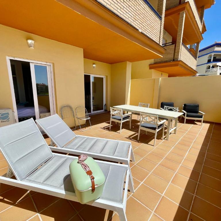 3New 2 bed 2 bath Apartment with Community pool and local beach - Apartamento de 2 dormitorios - 19