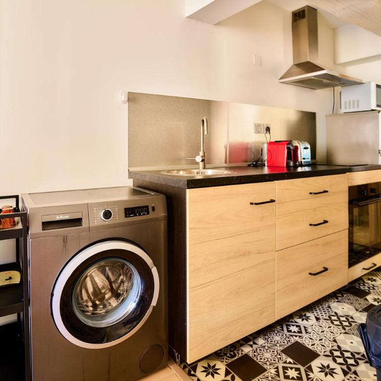 Appartement en plein coeur historique et animé - Apartment mit 1 Schlafzimmer - 5