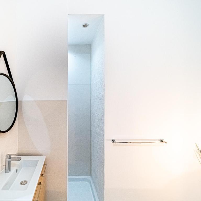 "L'Eucalyptus" Joli T2 35m2 Clim Prox Gare Métro Tram - Apartamento de 1 dormitorio - 10