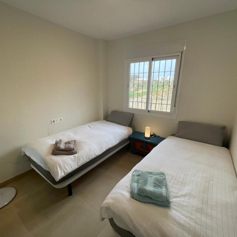3New 2 bed 2 bath Apartment with Community pool and local beach - Apartamento de 2 dormitorios - 40