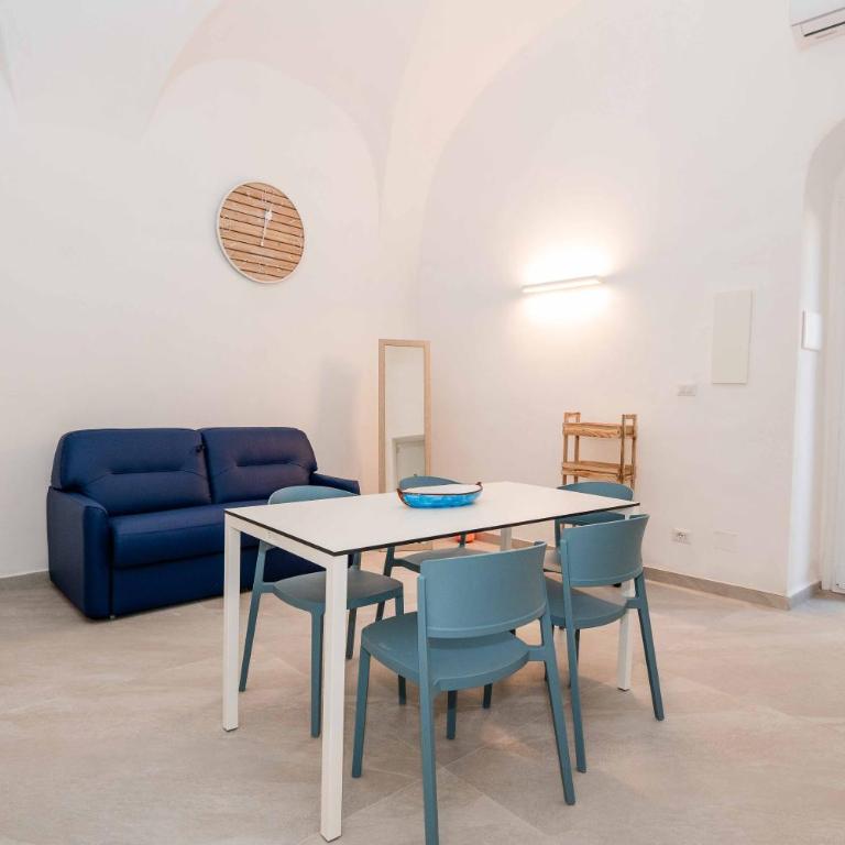 Al Faro Deluxe - One-Bedroom Apartment - 4