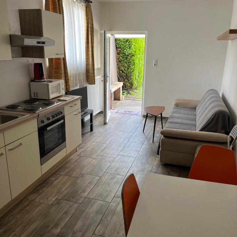 Apartment Zirkusstraße - Camera Tripla con Doccia - 2