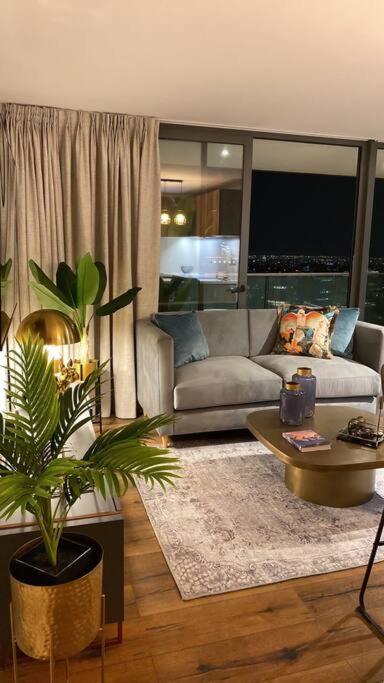 Increíble departamento piso 34 en Distrito de Lujo - Apartamento de 1 dormitorio - 1