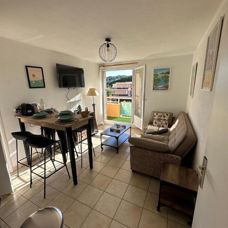 T2 cabine tout équipé, 300m mer - Appartement 2 Chambres - 2