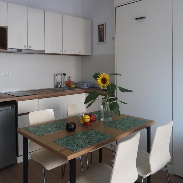 Lina Modern Studio Minutes from the Sea - Apartman - 21