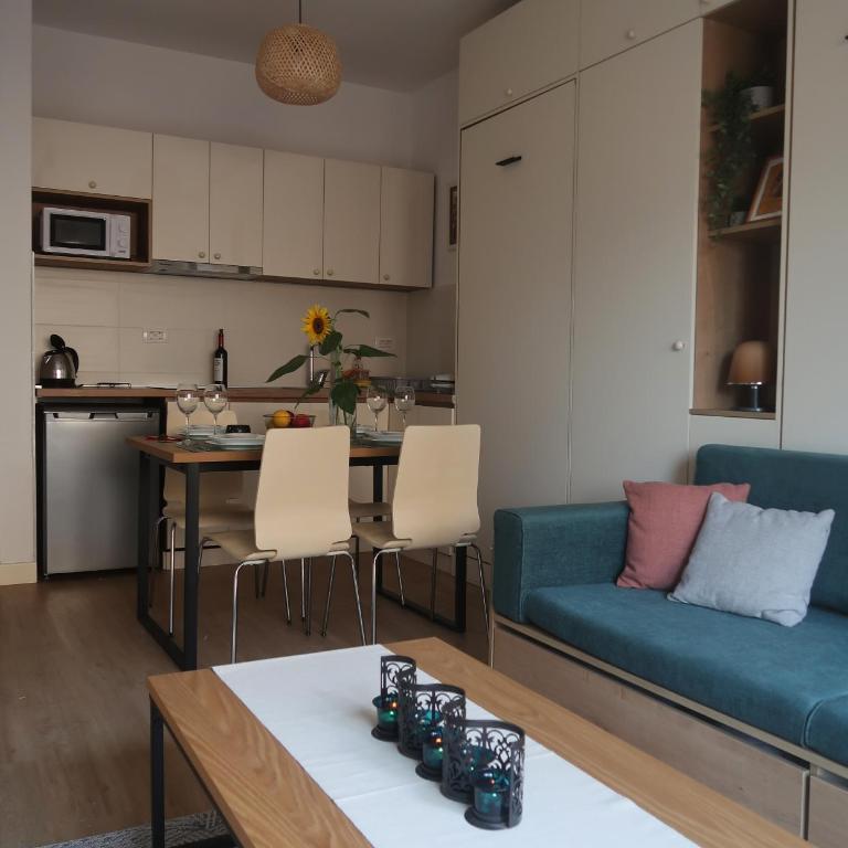 Cozy nest, 350m to Beach, Free Parking, Wi-Fi - Apartman - 36