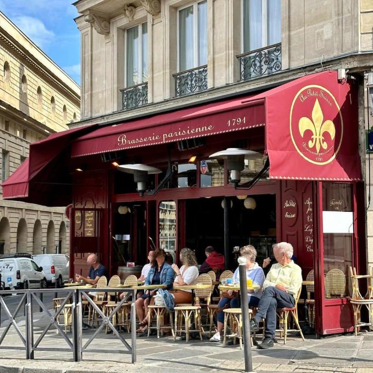 Saint Germain des Pres - Prestige apartment with lift for 6 - Appartement - 45