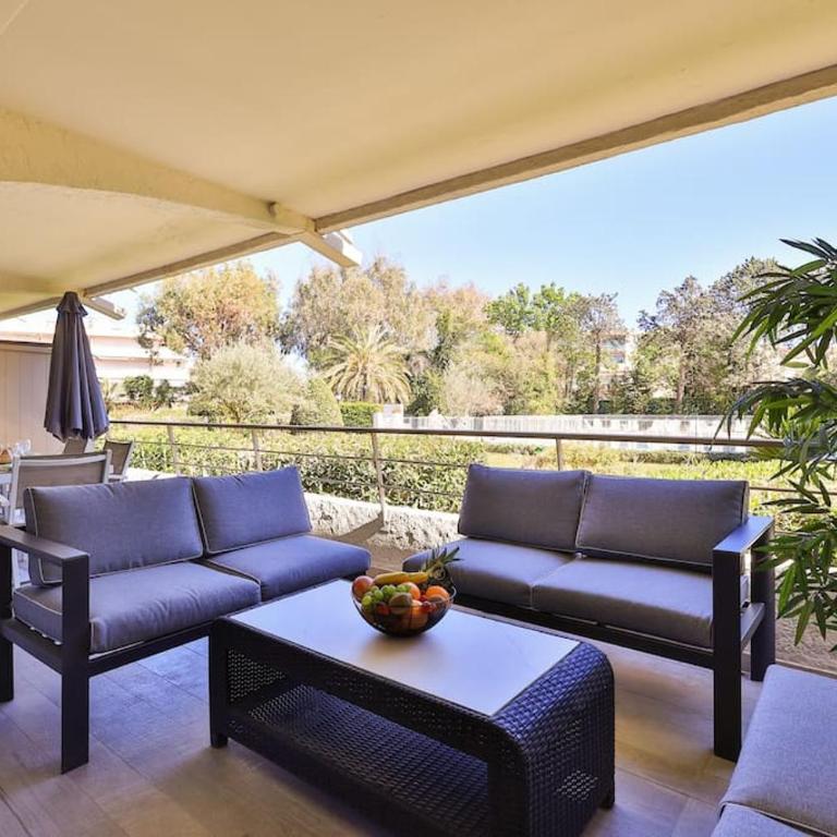Centre St Tropez - Gd 2 pièces, piscine et parking - Apartment mit 1 Schlafzimmer - 1