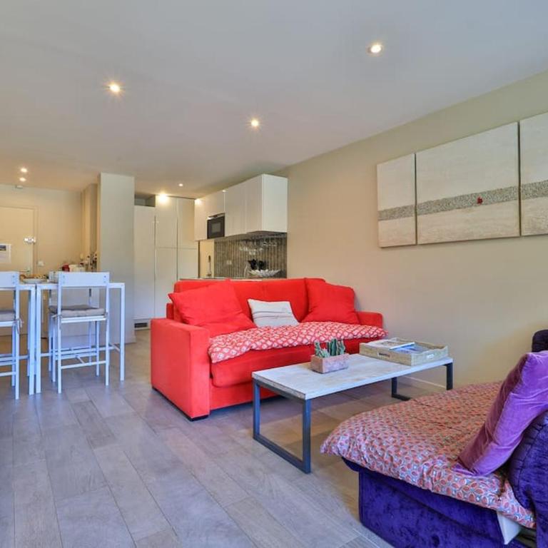 Centre St Tropez - Gd 2 pièces, piscine et parking - Apartment mit 1 Schlafzimmer - 15