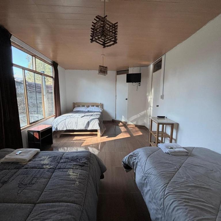 Hotel El Rancho - Family Room - 2
