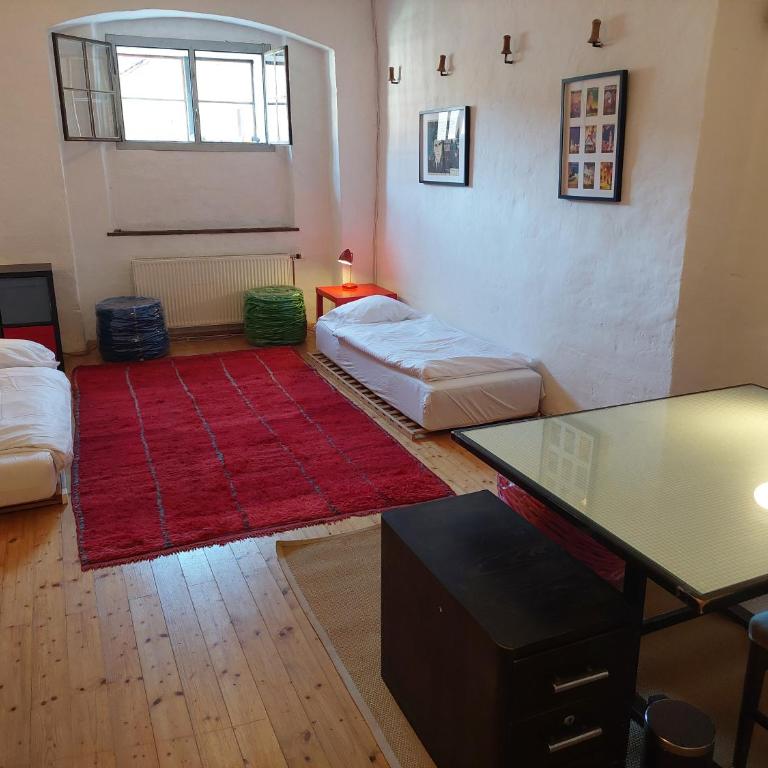 Cool Flat at Renaissance Castle - 3BR - Apartment mit Gartenblick - 4