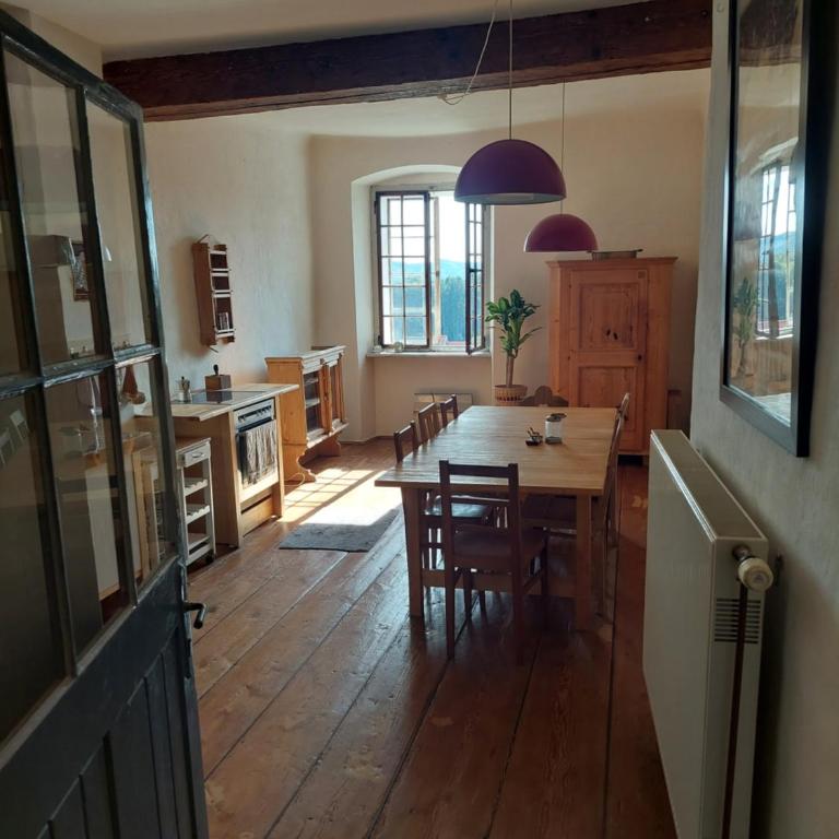 Cool Flat at Renaissance Castle - 3BR - Apartment mit Gartenblick - 12