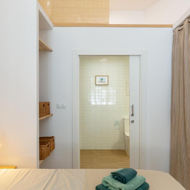 Nuevo loft cerca del centro y Ciudad Artes y Ciencias - One-Bedroom Apartment - 33