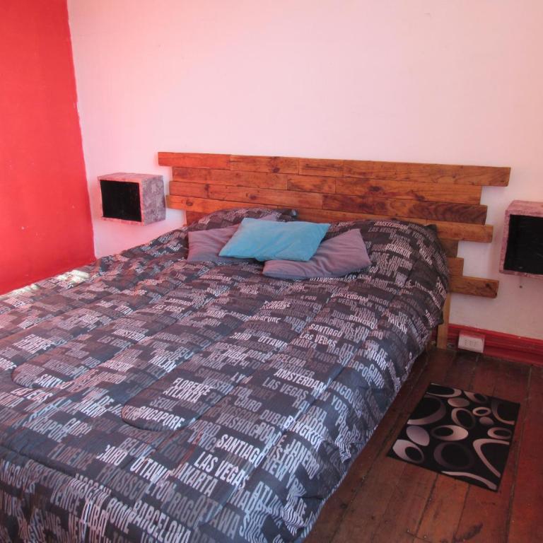 Valparadise Hostel - Habitación con cama grande y balcón - 8