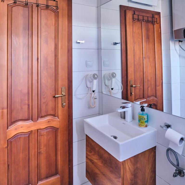 ŽUPAN apartmani - Apartman sa Balkonom - 10