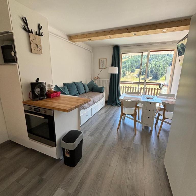 STUDIO 4 PERS SUD - L'Etoile des Rennes - Superdevoluy PIED DES PISTES - Apartment mit 1 Schlafzimmer - 1