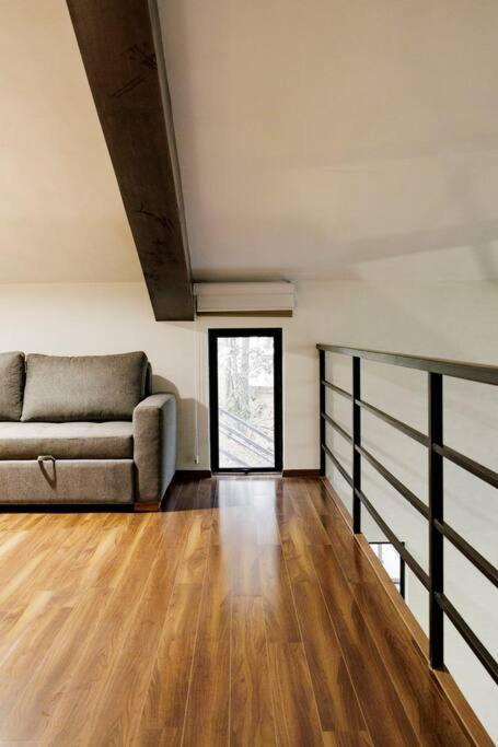 Lujosa casa en el Bosque cerca de la ciudad - Three-Bedroom Villa - 15