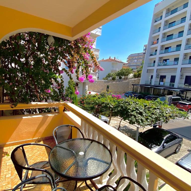 Dragovoja Lux Apartments & Rooms - Quadruple Room with Garden View - 4