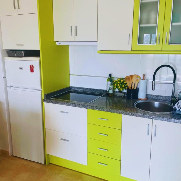 Esmeralda Suites - One-Bedroom Apartment - 4