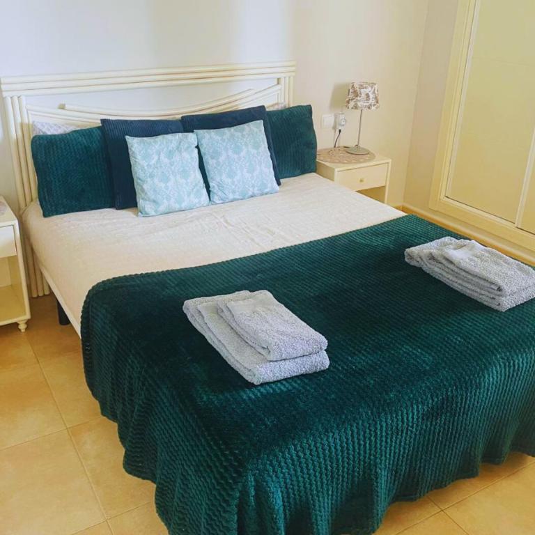 Esmeralda Suites - One-Bedroom Apartment - 9