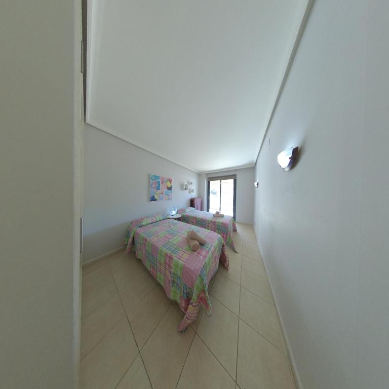 Spacious 2 beds appt with pool in a large complex - Apartamento de 2 dormitorios - 33