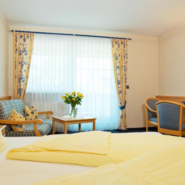 Fichtenwald-Ihr Boutique I Glück`s Hotel - Ihr Kraftort - Wasserwelten Bad Füssing - Classic Doppelzimmer mit Balkon - 4