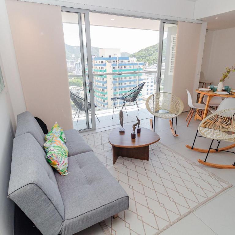 2BR con vista exclusiva en SMT - Apartamento Deluxe de 2 dormitorios con balcón - 3